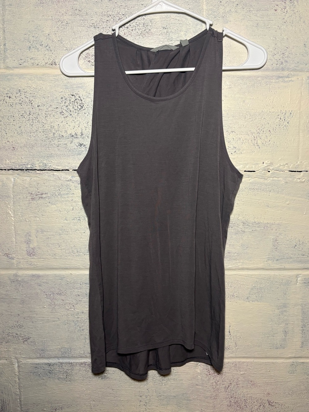 Athleta athletic gray‎ tank with criss cross back grey size Small